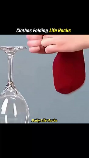 Essential Clothes Folding Tips and Daily Life Hacks