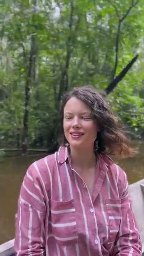 JE TRAVERSE LA FORÊT AMAZONIENNE EN PIROGUE SUR LE FLEUVE MARONI !