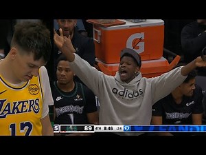 Fan yells "Who is number 12?" and Anthony Edwards yells back "I don't know" 😭