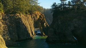 이 다리는 어떻게 만들어졌을까?