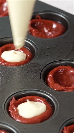 Bite Sized Mini Red Velvet Cheesecake Recipe