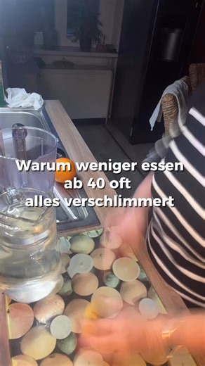 Katrin | Darm- & Hormonbalance | Viele Frauen glauben, ihr Darm reagiert wegen falschem Essen. In Wahrheit überfordern ihn oft Dinge, die jahrelang als „gesund“ galten.... | Instagram