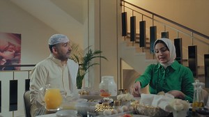 5.2M views · 101K reactions | مسويتله ريوق شامي سوري مكدوس شغل ايديها ❤️ #زوجة_واحده_لاتكفي #eaglefilms | Eagle Films Production | Facebook