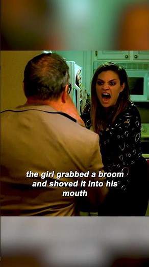 Chompy’s mouth was so big it almost looked unreal.……