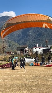 179K views · 785 reactions | Basic course p1 ground training * p2 5 solo flying * 7 days course ₹ 24,999 #birbillingparagliding | अमेजिंग फ्लाई | Facebook
