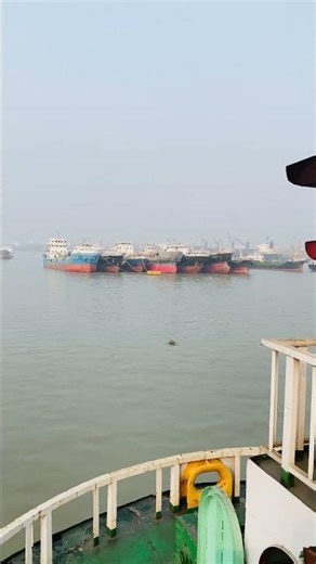 I am sitting in the serial at Chittagong port. 👨‍✈️🛳️
