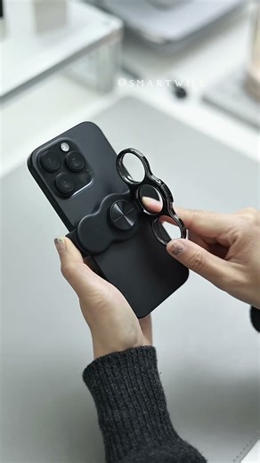 A phone stand designed as a ring — insanely convenient to use.#phonestand #ringholder #stand