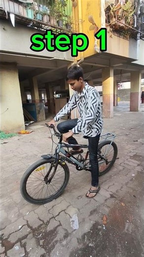 how to wheelie in cycle tutorial 17 Seconds 💯 subscribe for more 💯 #viral#cyclestunt