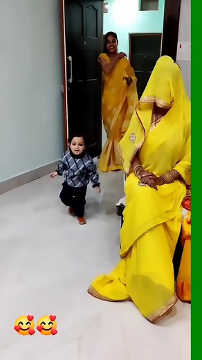 7.8M views · 149K reactions | 殺殺 | Singer Anjali Urvashi | Facebook