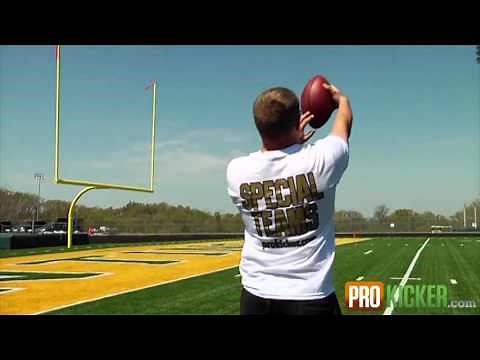 How to Long Snap a football with Ben Fuller "Grip / Guide Hand Placement" Lesson 5 - Long Snapping