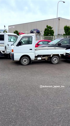 JDM mini-trucks are practical at farms, construction sites and warehouses. ◾https://bit.ly/trucksACJ Contact jdm@autocj.co.jp #minitruck #suzukicarry #hondaActy #jdmtruck #jdmcars | Autocom Japan - Used Car Exporter