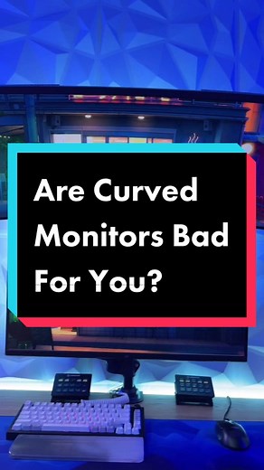 Are Curved Monitors Bad For You? | Tech Discussion