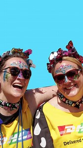 What does it take to bring four coke drums, weighing 430 tons each, from Kobe, Japan to Houston, Texas? Have a look at the loading process. | DHL