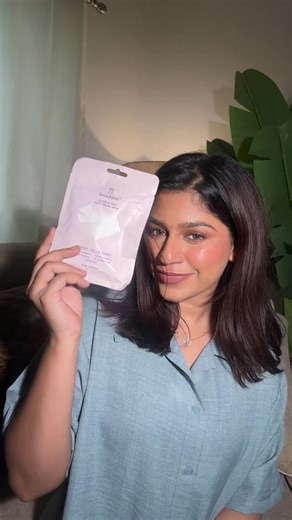 Kamakshi Bhatnagar on Instagram: "✨ Best Purchase from Amazon! ✨ SeoulSkin Foot Peeling Mask – Say goodbye to rough, dry feet & hello to baby-soft skin! 💖 ✅ Deep Exfoliation with Glycolic Acid ✅ Hydrates & Softens ✅ Removes Dead Skin Effortlessly ✅ Cruelty-Free | Vegan | Paraben-Free 📦 Available on 𝐀𝐌𝐀𝐙𝐎𝐍 💬 Comment “LINK” to grab yours now! 🛍️ @seoulskin.in #FootCare #BabySoftFeet #FootPeel #Exfoliation #SmoothSkin #SkincareRoutine #SelfCare #BeautyHacks #AmazonFinds #GlowingSkin #Pamp