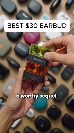 Nafis A on Instagram: "Moondrop Space Travel 2 takes the crown for the best bargain earbud under 30 dollars once again. #moondropspacetravel2 #spacetravel2 #moondrop #earbuds #earphones"