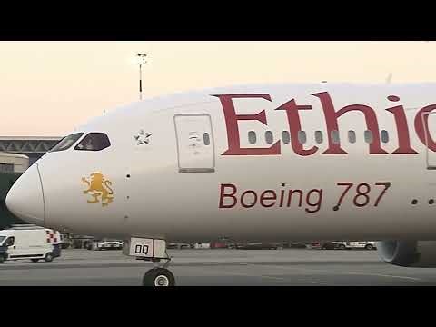 Boeing Just DESTROYED Airbus With New 787 Dreamliner Version