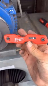 Easiest key access: elevated key shelf and access zones! 8PC Metric Folding Hex Key Set >> https://bit.ly/3B6WwHw 📷 @aussietooltime #NothingButHeavyDuty #TeamMilwaukee | Milwaukee Tools Australia