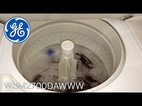 Centro de Lavado General Electric WSM2700DAWWW En Carga Media.