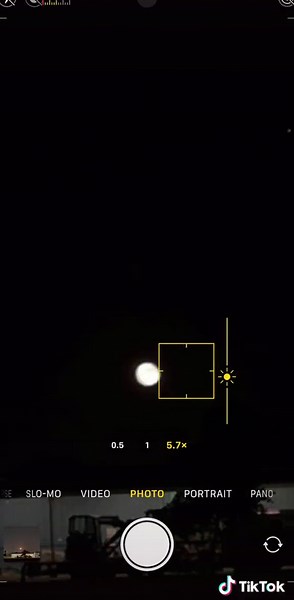 waning gibbous 🫶🏼 #moon #fyp