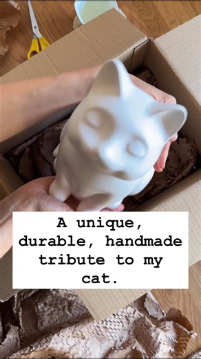 Artisan Cat Urns for Modern Homes | Paws Peace