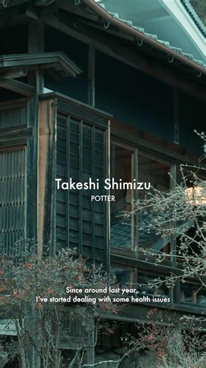 The Process and Philosophy of a Japanese Ceramic Artist Who Crafts Beautiful Pottery Using Salt Kiln