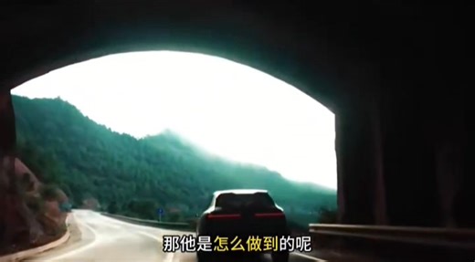 雙轉子徑向磁通馬達技術（Dual-Rotor Radial Flux Motor）是來自德國慕尼黑的高科技初創公司 DeepDrive 的核心專利。DeepDrive 成立於 2021 年，研發團隊由一群曾任職於 Bosch、Audi 與 BMW 的資深工程師與大賽車團隊成員組成。這項獨創設計是將一個定子放置在中間，同時驅動內、外兩個轉子，打破了傳統電動馬達一個定子驅動一個轉子的局限。該技術具備極高的能源效率，相較於目前主流馬達可提升約 20% 的續航表現，並顯著減少稀土磁鐵的使用量與生產成本。此外，其體積小、重量輕且高度集成的特性，不僅能作為中央驅動單元，更能發展為輪轂馬達，徹底釋放車內空間，為車輛設計帶來革命性的彈性。 ​BMW 已透過其 Startup Garage 計畫與 DeepDrive 完成了實車路測，並計畫在未來將這項技術應用於 Neue Klasse（新世代）系列中，特別是針對需要獨立扭力分配的高性能 M 車型。然而，這項新技術目前仍處於實驗與試產階段，預計最快要到 2028 年左右才會進入大規模量產。對 BMW 而言，DeepDrive 馬達是維持未來電動車市場競爭