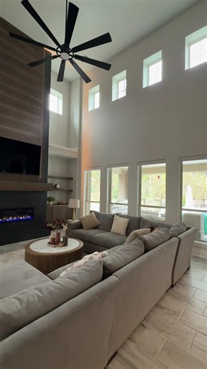 If This Is Your Vibe, Hire Me!