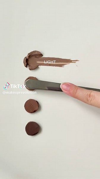Blend, Define, & Go 🤎 🔎 LIGHT 🔎 MEDIUM 🔎 TAN 🔎 DARK #ContourStick #Blend #RevolutionBeauty #CrueltyFree
