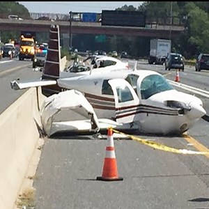 433K views · 5.5K reactions | Aircraft Rough Landings | Discover World | Facebook