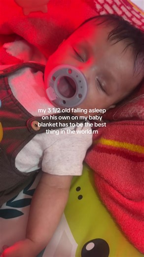 Toddlers Sleeping Independently: Ninni Co Pacifier Review