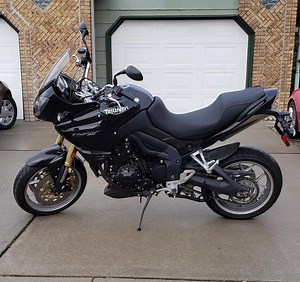 Triumph Tiger 1050 Service Manual