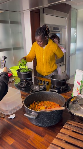 Rosie started her own cooking content with maria😍 on her youtube channel mama rosie | Maria and Cataleya