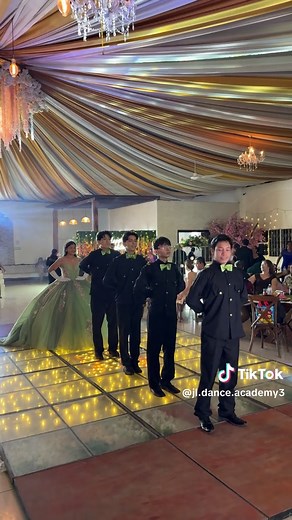 Vals principal para XV años - coreografía paso a paso