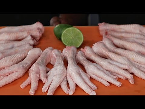 HOW TO PROPERLY CLEAN CHICKEN FOOT ( FEET) FOR COOKING | Hawt Chef