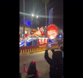 Santa Claus makes highly-anticipated appearance at the 92nd annual Hollywood Christmas Parade