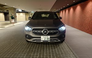 【試乗：新型メルセデス・ベンツGLA】さすがはメルセデス！装備充実、4WDを生かした鋭く軽快な走りが持ち味のSUV。ボクはGLBよりこっちを選ぶ