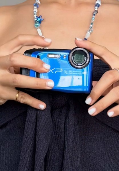 Exploring Hue with the Fujifilm XP90 Camera