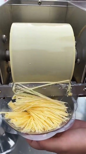 You've NEVER Seen Ice Cream Like This! 🤯 Shaved Snowflake Ice 🍧 #icecream #snow #viral #youtube