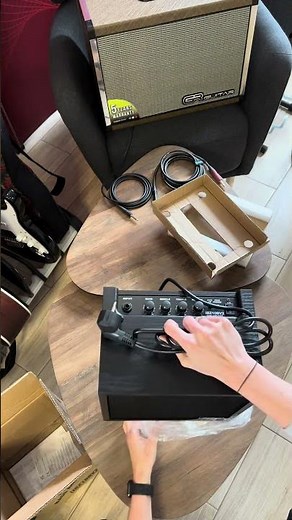 Ibanez 10W combo basowe wzmacniacz basowy IBZ10BV2 - unboxing