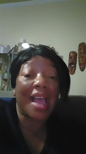 Mrs. Alice Redx (@sugarga1)’s videos with Salt n pepper cookie - deestarks79