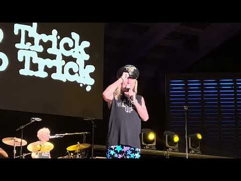 Cheap Trick “Surrender” LIVE (2026)