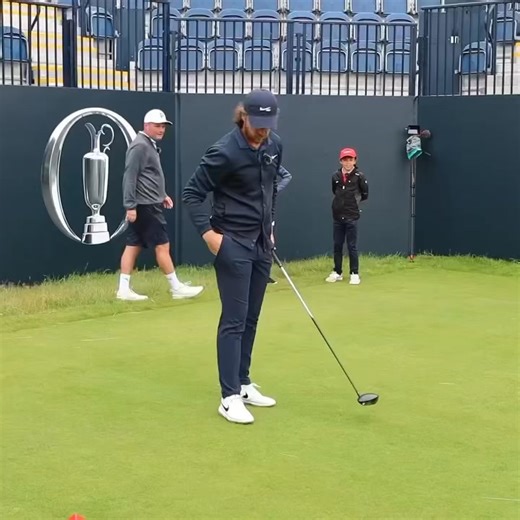 Tour Championship WINNER, Tommy Fleetwood Talks About First Tee Nerves... Then He Bombs One Down The Middle!!🤯😱💣 #tubes #outrageous #GolfLife #epic #crazy #golfswings #impressive #unbelievable #Golf #incredible #england #englandgolf #TommyFleetwood #TheOpen #winner | Tubes & Ange Golf Life