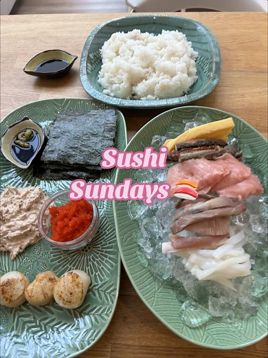 I love ordering from an online Japanese store with loads of sashimi grade fish to chose from. This was a bday weekend treat for us. It comes frozen and you defrost it & serve 😍 #sushi #sashimi #food #cooking #sunday #dinner #homecafe #japanesefood