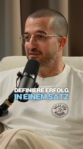 Happiness ist der Weg zum Erfolg⁉️
