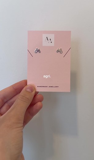 agri jewellery is our speciality 🤍✨🌾🌸 #foryou #fyp #foryoupage #countrygirls #countryoutfit #WomenOfTikTok #agriculture #agrigirl #countrygirl #countrygirlsdoitbest #jewellery #womeninagriculture #agriwomen #tractor #farmgirl #farmlife #farmlifeisthebestlife #farm #farming