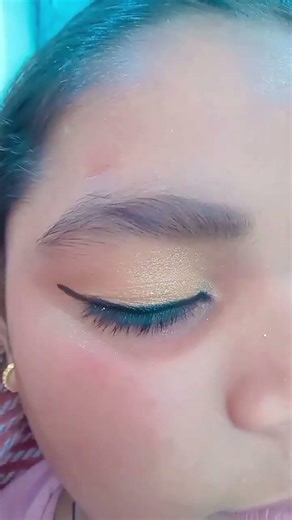 wing eyeliner tutorial #shorts video #cute #duet