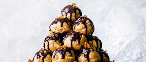 Croquembouche profiterole tower