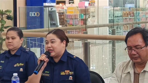 𝐏𝐀𝐍𝐎𝐎𝐑𝐈𝐍 | Sa ginanap na IPAP Kapihan sa SM City Puerto Princesa ay hinikayat ni LCDR Atty. Gretch Mary Acuario, OIC-Coastguard Legal Service Palawan ang mga residente ng bawat barangay na makiisa sa iCARE program ng Philippine Coast Guard na ang layunin ay makapagbigay ng sapat na kaalaman sa mga mamamayan ukol sa mga dapat gawin at puntahan sa panahon ng sakuna. | Lyzl Pilapil #PhilippineCoastGuard #CGDPAL | Radyo Pilipinas Palawan