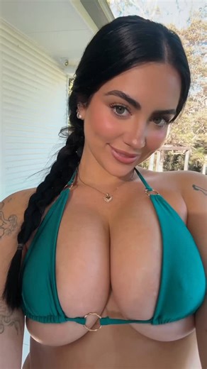 @therubydrew | Can someone help me out 👀💋 | Instagram