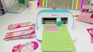 I can't help it...I'm obsessed with the cuteness of this little cutie! It's so great for small projects! My DIY video is premiering at 7pm EST!